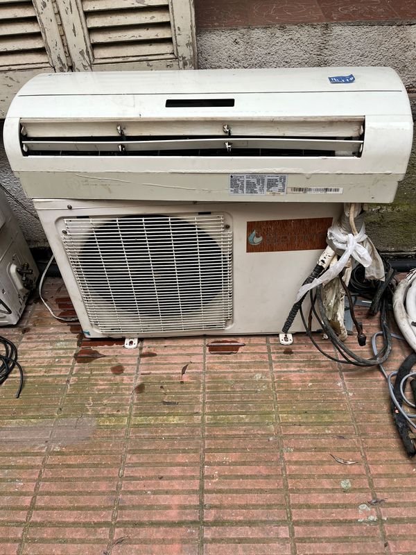Aire Acondicionado Split Element 18000 BTU - Para Reparar