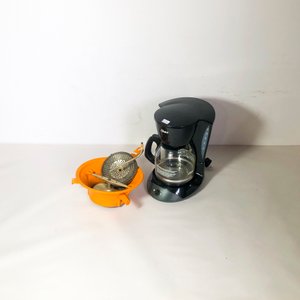 Lote anterior: Cafetera Oster con Jarra de Vidrio y Puretera Moulinex con Accesorios