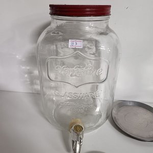 Dispensador de Vidrio Yorkshire con Canilla y Posavasos Metálicos - imagen 3