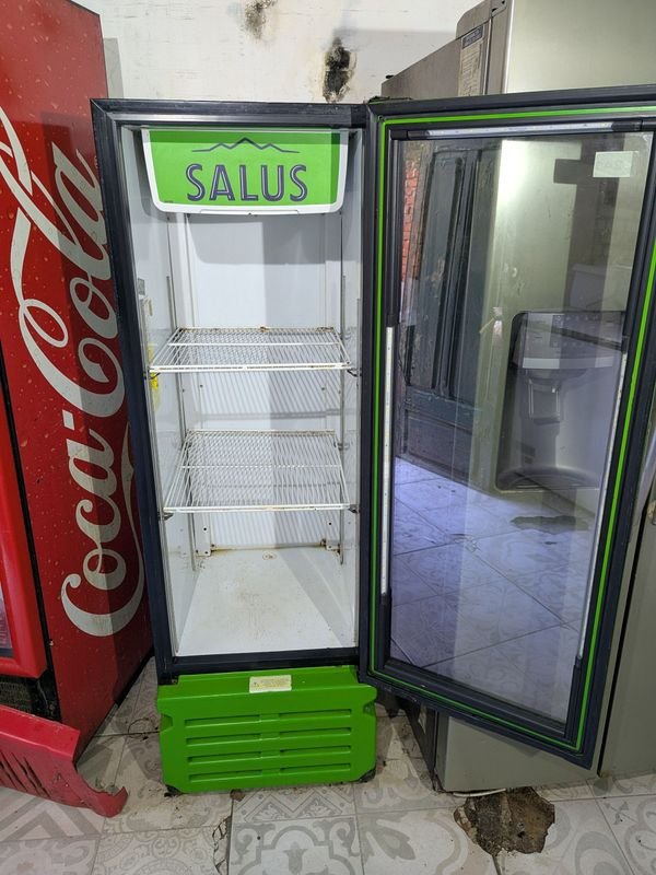 Heladera para botellas de Salus en buen estado - imagen 3