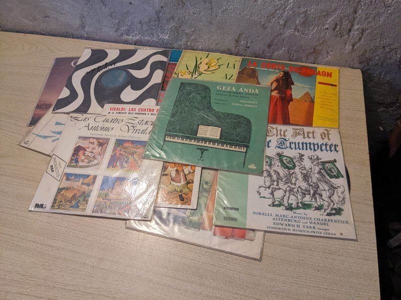 Item 883118 - Image 1