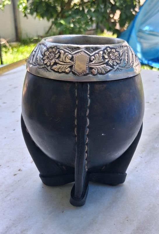 Mate antiguo con mucho oro - imagen 3