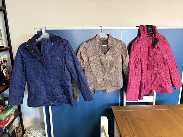 Tres Camperas de Dama: Azul, Gris y Rosa