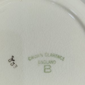 Guisera y Sopera Loza Inglesa "Crown Clarence" con Detalles Dorados - imagen 6