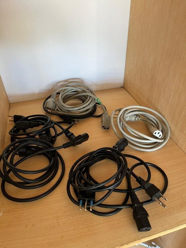 Item 899517 - Image 1