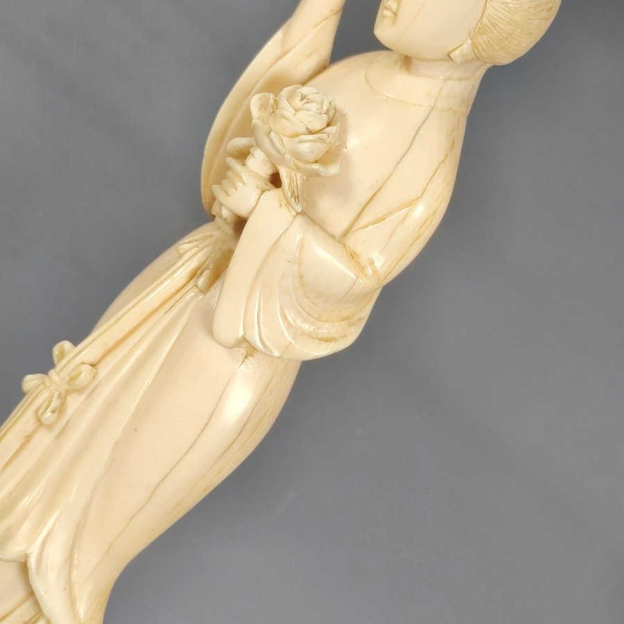 Figurina de Geisha en Madera con Marfil - imagen 5