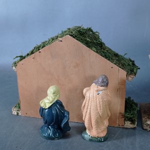 Dos Pesebres Navideños con Figuras, en Caja Original - imagen 5