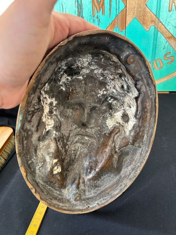 Bronce de Jesucristo con detalles realistas - imagen 5