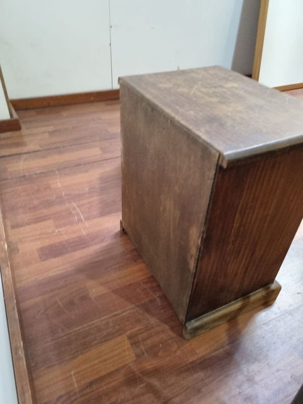 Muebles de Mesa y Banquito en Madera con Metal - imagen 4