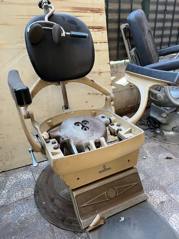 Item 851436 - Image 1