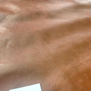 Lote siguiente: Lote de Cuero Natural Napa Color Borravino
