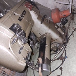 Máquina de Coser Industrial Mitsubishi para Cuero - imagen 2