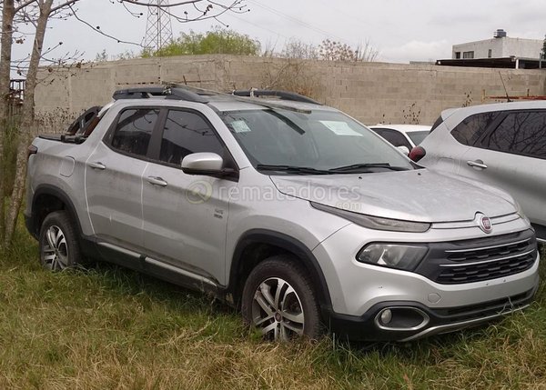 Camioneta Fiat Toro Plata