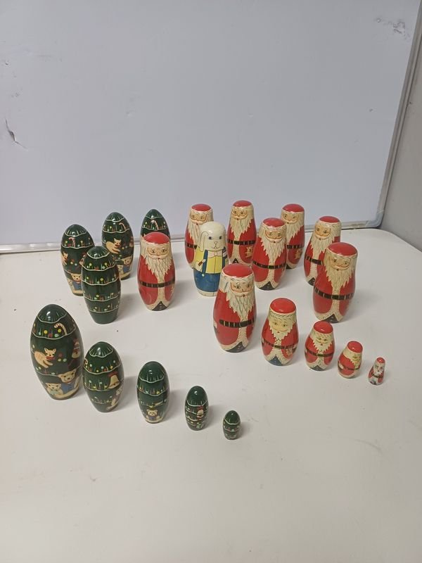 Lote de 14 Muñecas Mamushka Navideñas