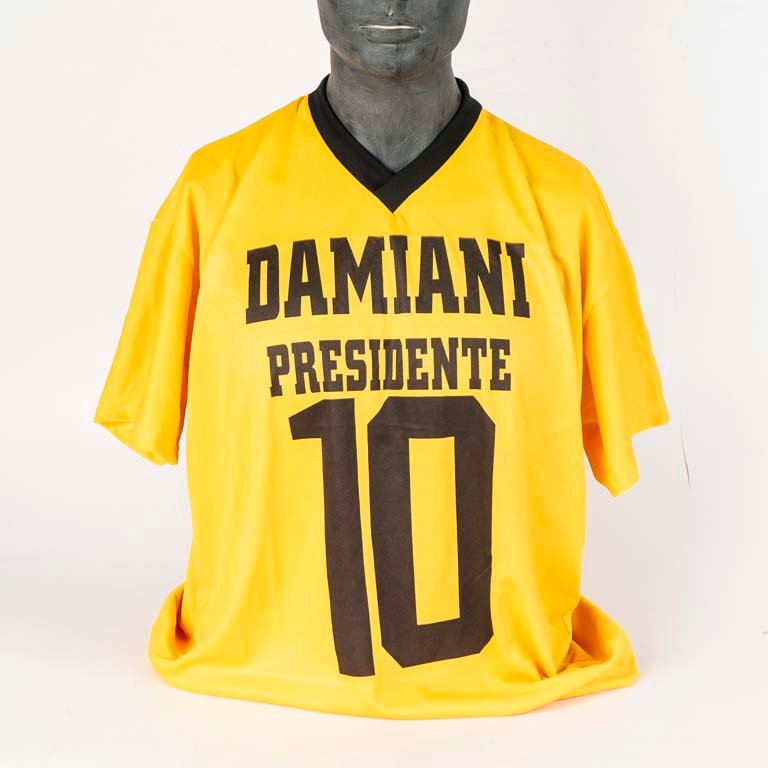 Lote siguiente: Remera de Peñarol Damiani Presidente - Jersey de Fútbol