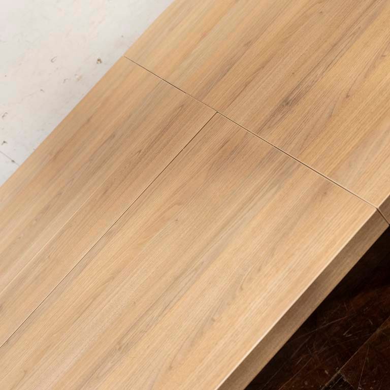 Item 2104421 - Image 1