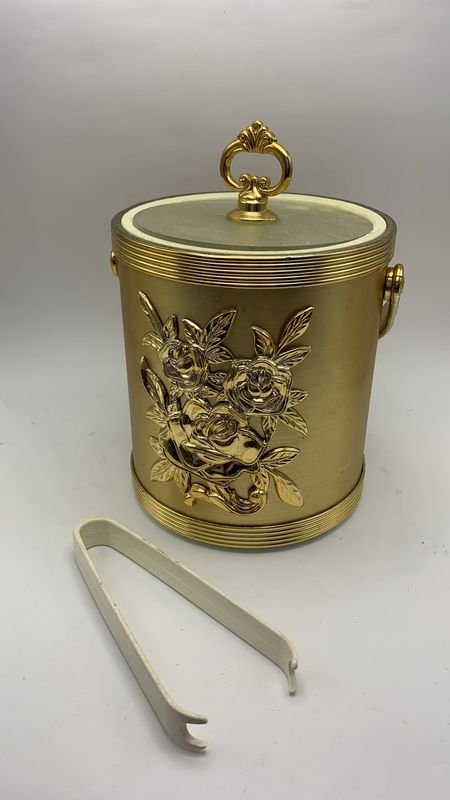 Lote anterior: Hielera vintage dorada para helados