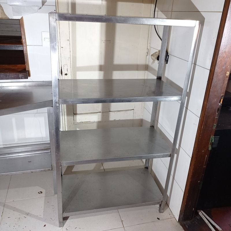 Lote siguiente: Estantería gastronómica en acero inoxidable