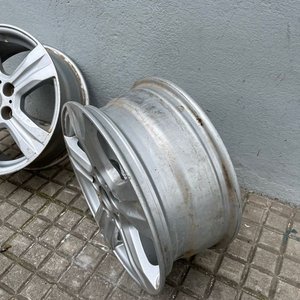 2 Llantas de Aleación de 15 Pulgadas y 5 Agujeros - imagen 4
