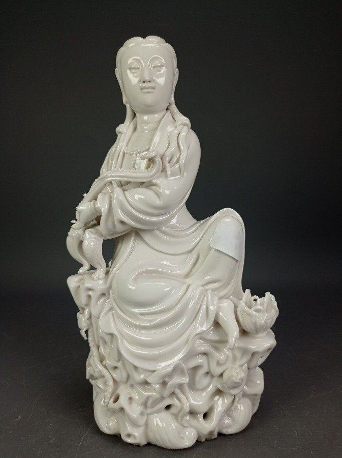 Item 17166 - Image 0