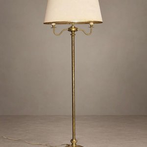Lote siguiente: Lámpara de Pie Clásica Doble Brazo Metal Dorado Pantalla Marfil