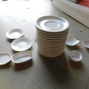 Conjunto de 19 piezas de recipientes de cerámica de cocina incluye platos, bowls y demas - imagen 1