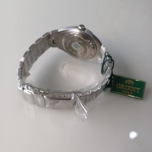 Reloj Orient Acero Inoxidable Bisel Unidireccional Esfera Blanca 42mm - imagen 7