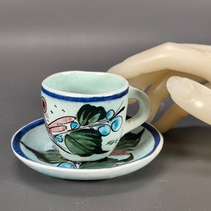 Dúo de Taza y Plato de Cerámica Mexicana Pintada a Mano con Diseño de Ave - imagen 3