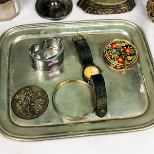 Lote de 10 piezas: Reloj, florero, herraduras, espuelas y más - imagen 6