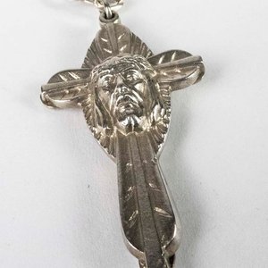 Cadena con Cruz de Plata y Rostro de Jesús - imagen 2