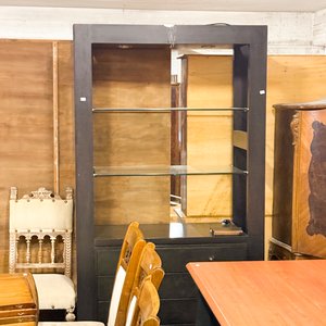 Lote anterior: Estantería Moderna Oscura con Estantes de Vidrio