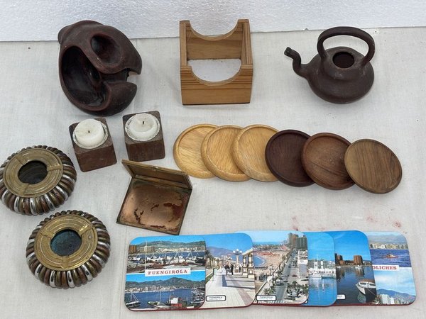 Juego de Posavasos y Ceniceros de Metal con Estampas de Fuengirola - imagen 1