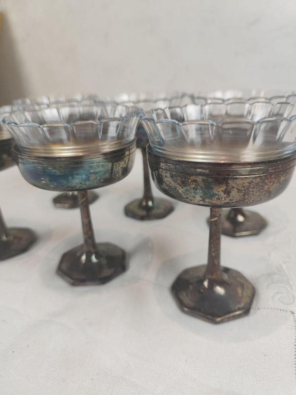 Colección de Copas y Saucers para Postres - imagen 2