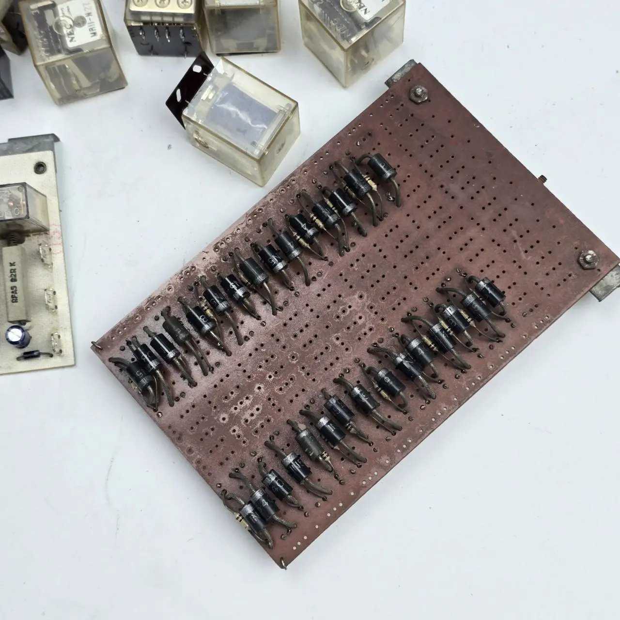 Item lote-10-relei-varios - Image 2