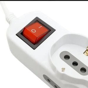 Alargue Serlux con Interruptor, 6 Entradas, Cable 3 Metros - imagen 2