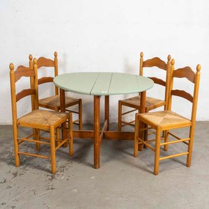 Lote anterior: Mesa Plegable con Alas y Cuatro Sillas de Madera y Fibras Naturales