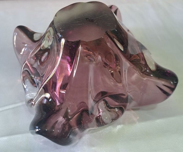 Adorno en Cristal Murano con Diseño Ondulado y Color Resaltante - imagen 4