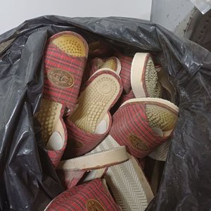 Lote Variado: Porta Abanicos, Portaretratos, Alpargatas y Adornos Navideños - imagen 13