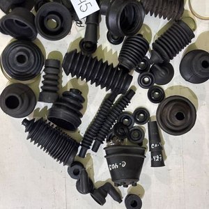 Lote de Fuelles y Guardapolvos de Goma para Automotor - imagen 3