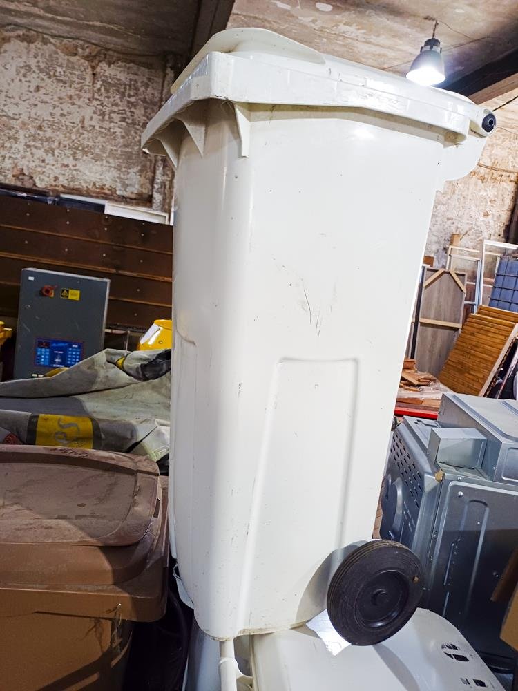 Contenedor de Residuos Blanco 120 Litros con Ruedas