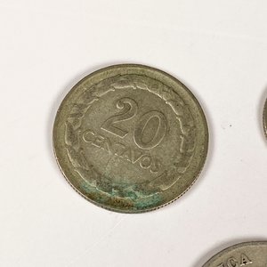 Tres Monedas de Plata Colombianas: 20 Centavos (1913, 1951) y 10 Centavos (1950) - imagen 3