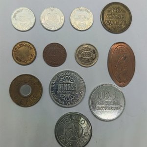 Lote de 11 Fichas de Juego, Transporte y Varios - imagen 3