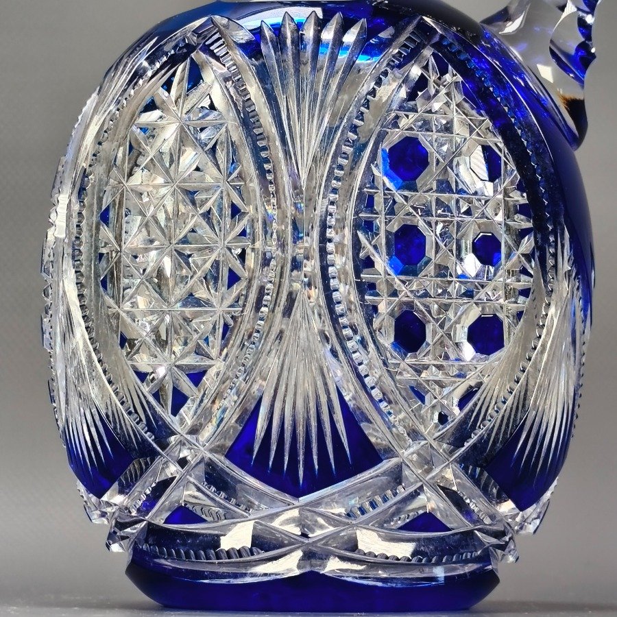 Botellón de cristal tallado en tonos hialinos y azul - imagen 6