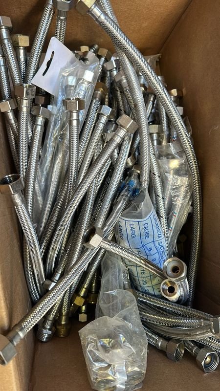 Conjunto de tuberías metálicas y embalaje - imagen 2