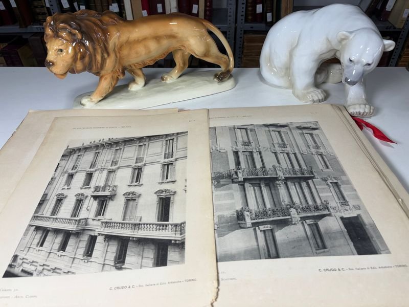 Item 879467 - Image 1