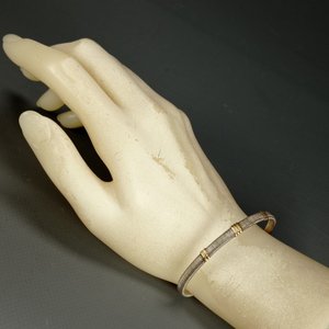 Pulsera Rígida de Plata y Oro Ajustable - imagen 3