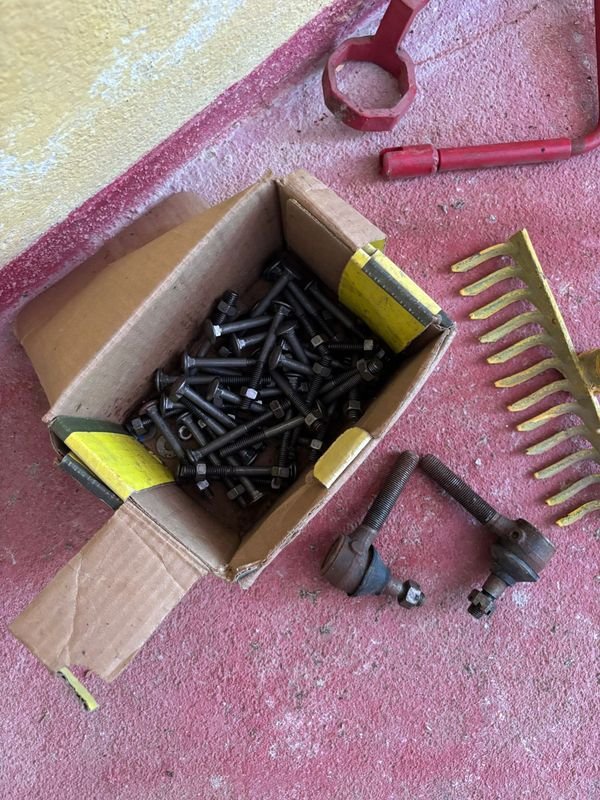 Item 889393 - Image 1