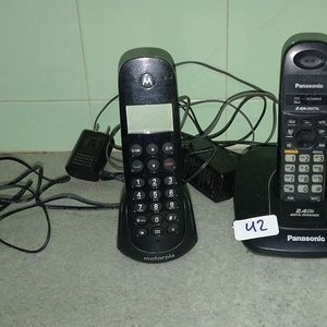 Teléfono Inalámbrico Panasonic Doble Base y Motorola - imagen 3