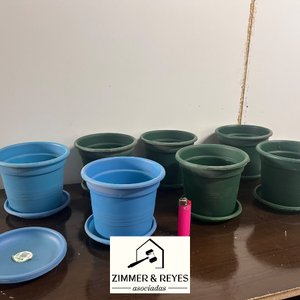 Lote de 7 Macetas Plásticas Nuevas con Platillos - imagen 4