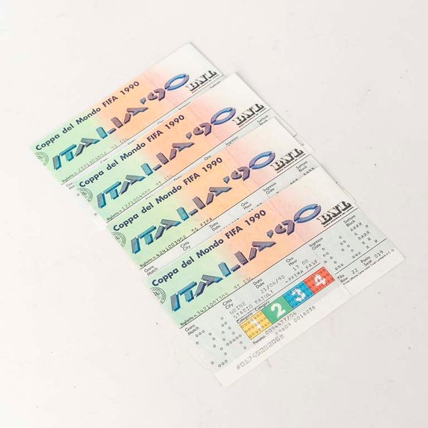 Lote siguiente: Entradas Mundial Italia 90: 4 tickets de primera fase y octavos de final